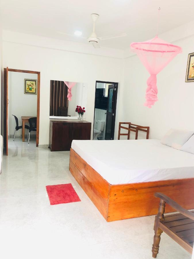 Senarathna Guest House Weligama Exteriör bild