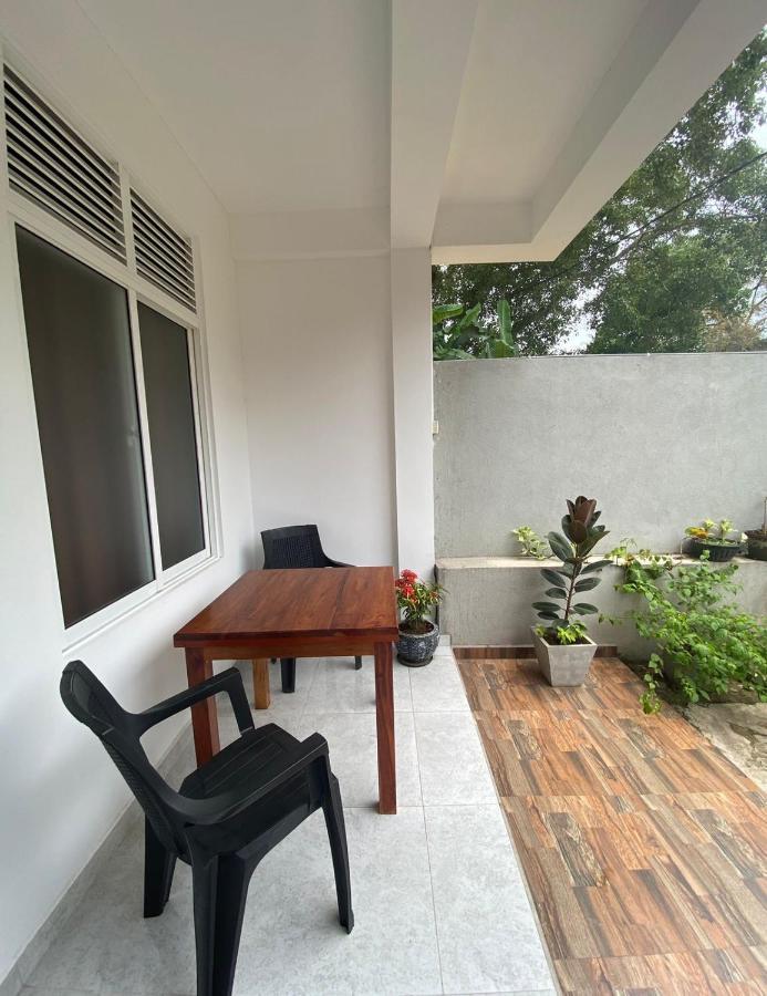 Senarathna Guest House Weligama Exteriör bild