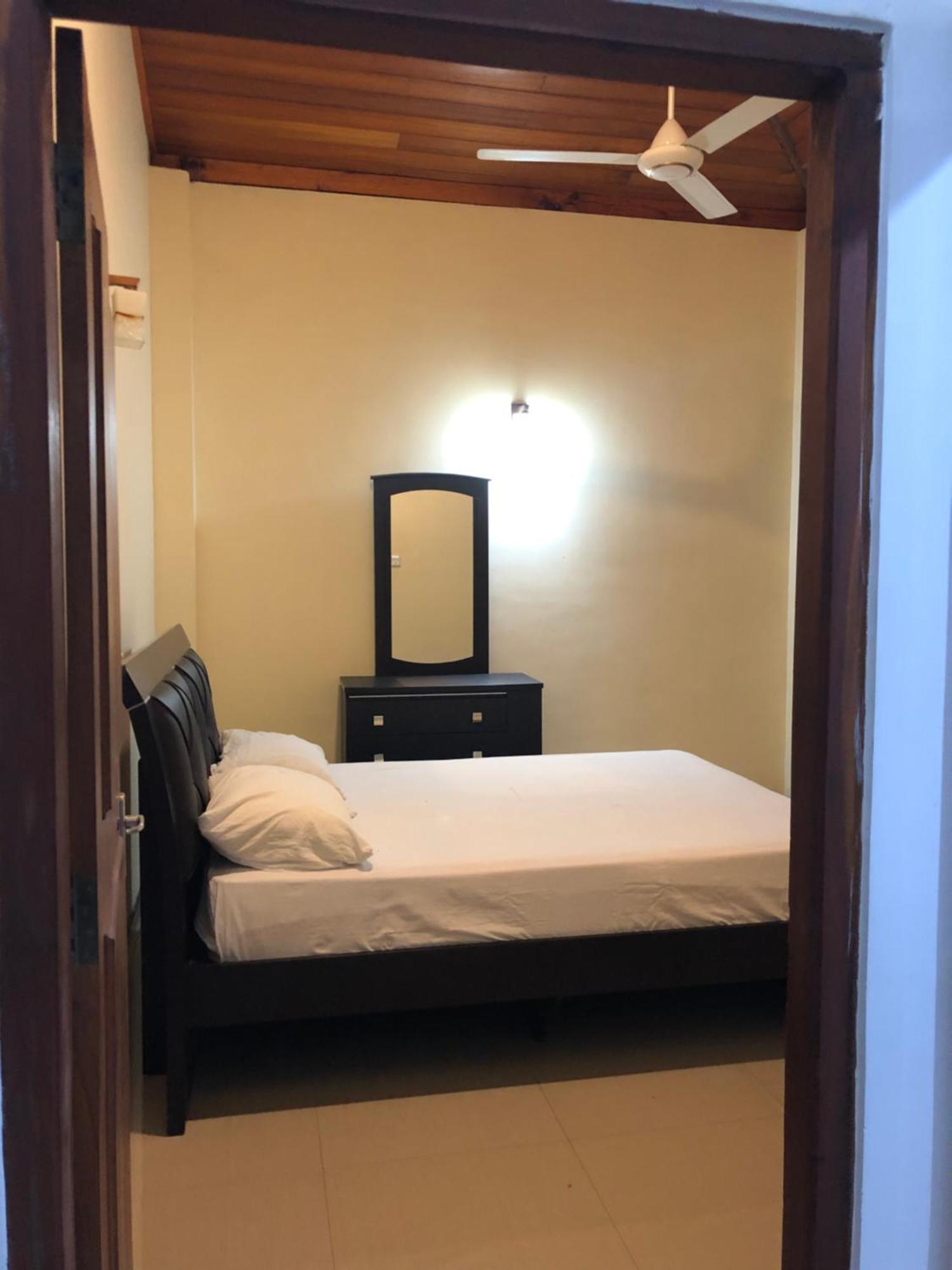 Senarathna Guest House Weligama Exteriör bild