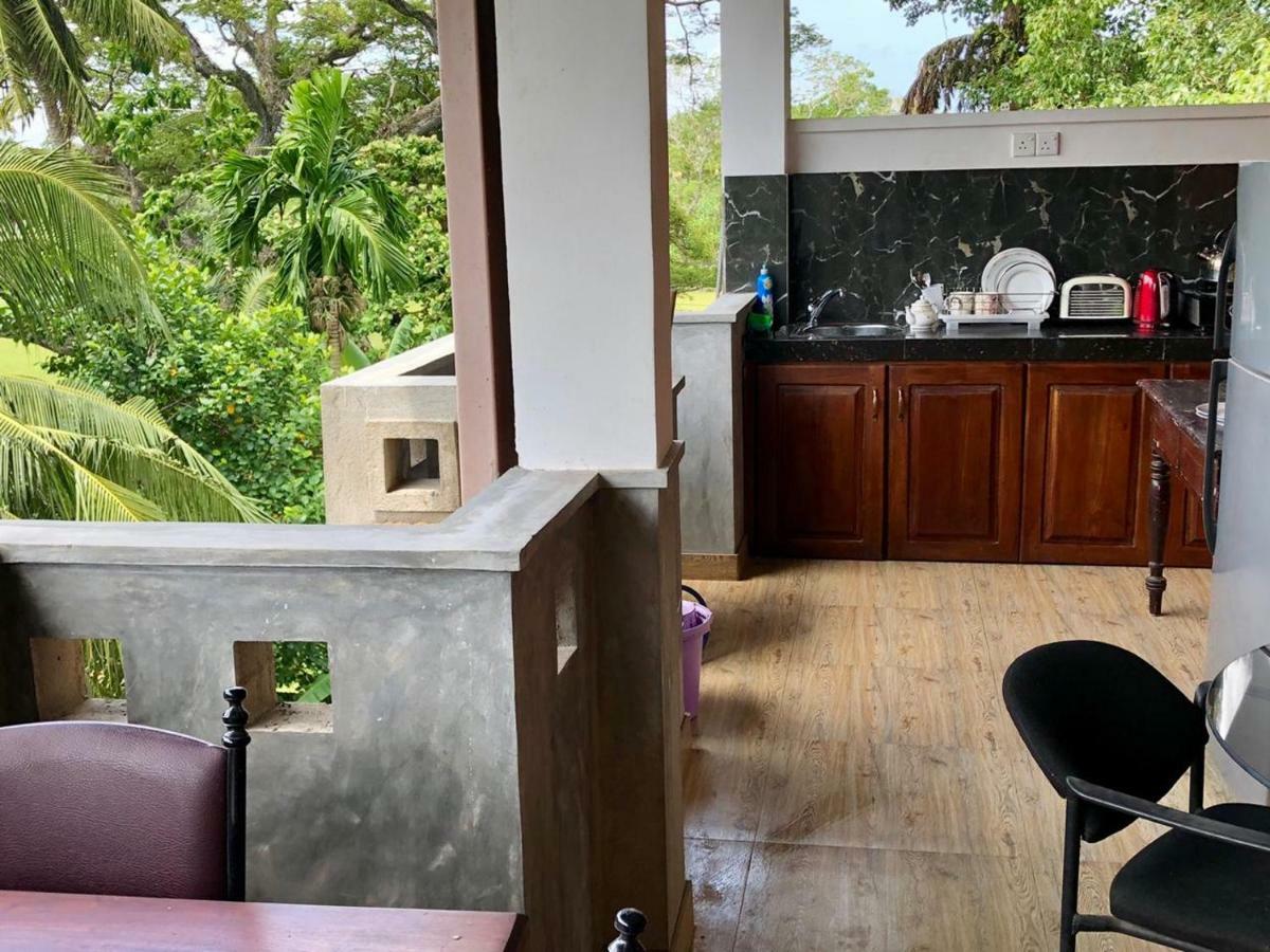 Senarathna Guest House Weligama Exteriör bild